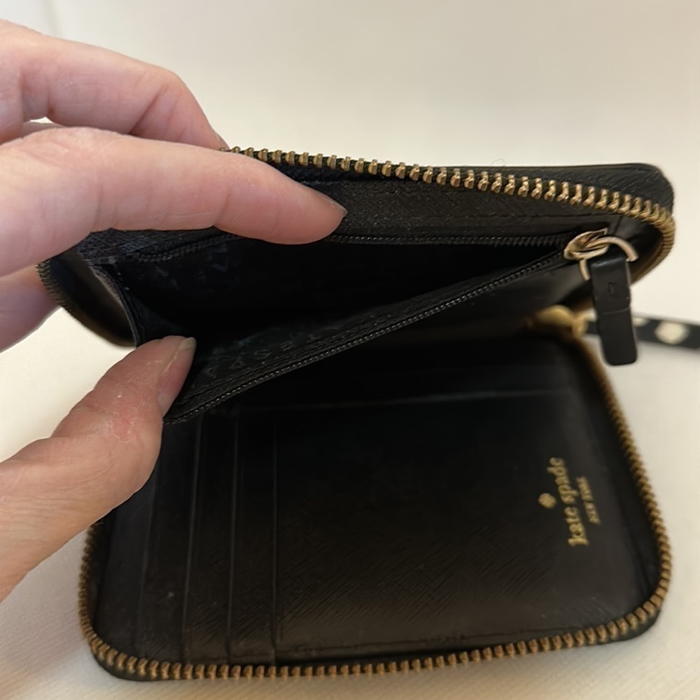 Kate Spade Crosshatch Leather Scatter Dot Zipper Wallet - EUC - Picture 6 of 12